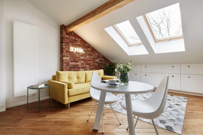 thiết kế nội thất căn hộ nhỏ nằm trên tầng gác mái trẻ trung và hiện đại